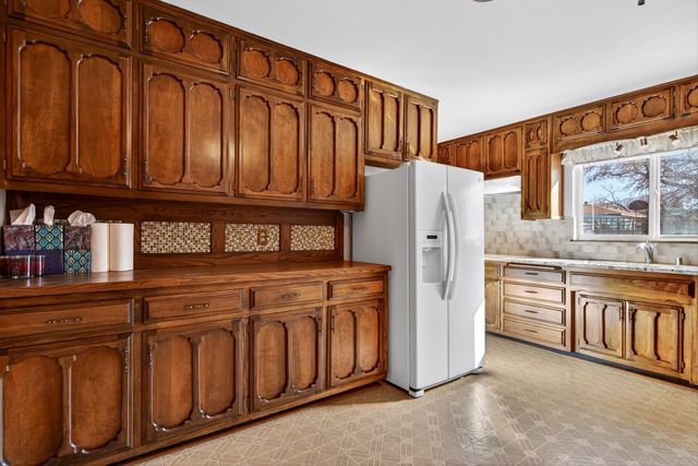 1608 Valencia Drive NE, Albuquerque, NM 87110