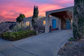 1608 Valencia Drive NE, Albuquerque, NM 87110