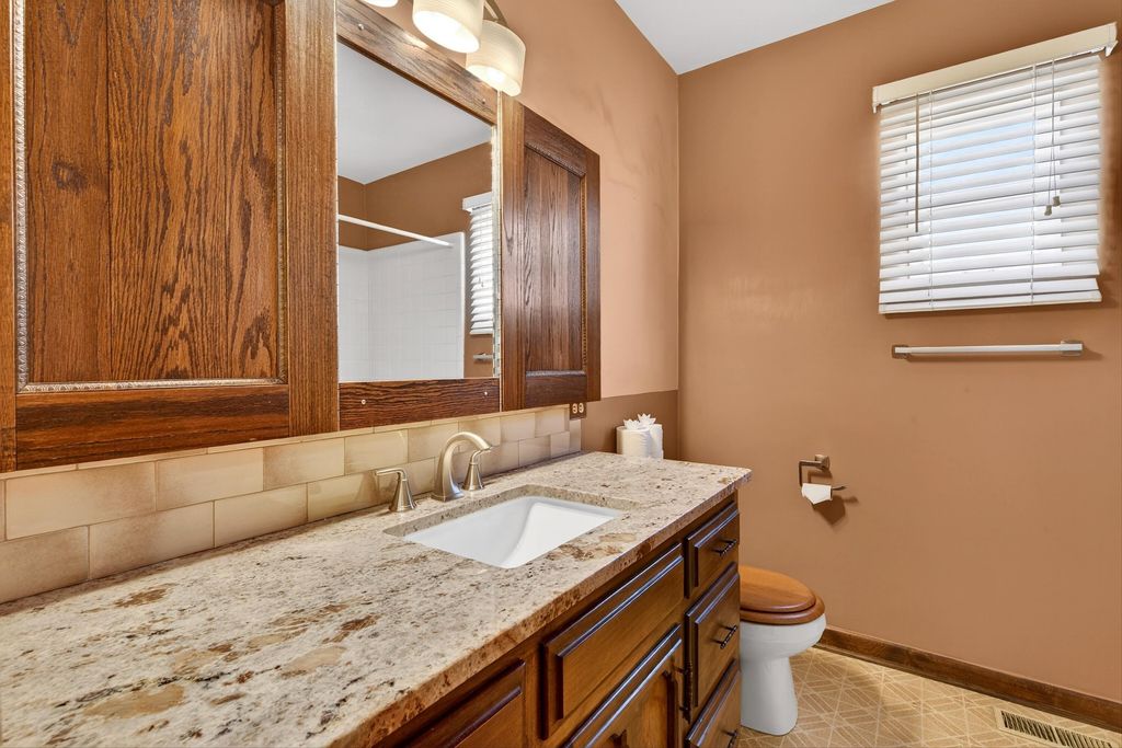 Image 30 of property listing at 1608 Valencia Drive NE, Albuquerque, NM 87110