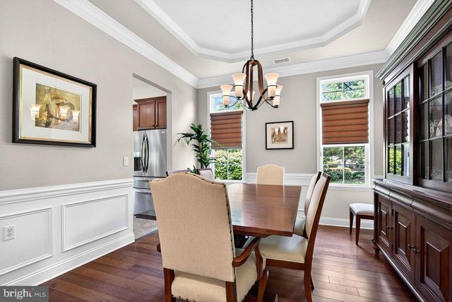 8 TUSCANY DR, Princeton Junction, NJ 08550