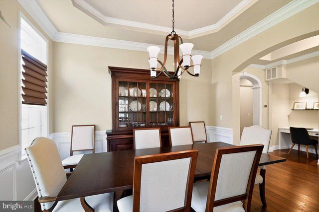 8 TUSCANY DR, Princeton Junction, NJ 08550
