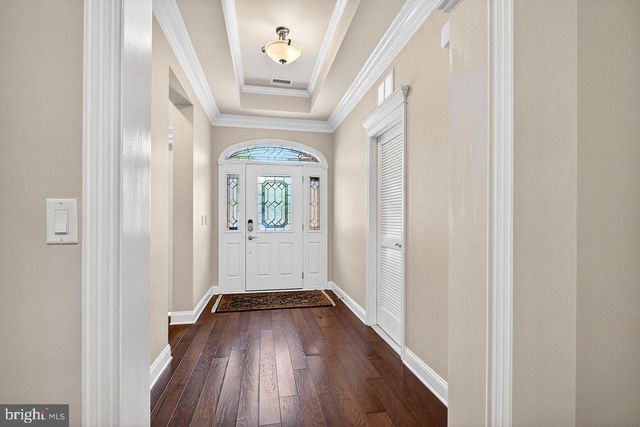 8 TUSCANY DR, Princeton Junction, NJ 08550