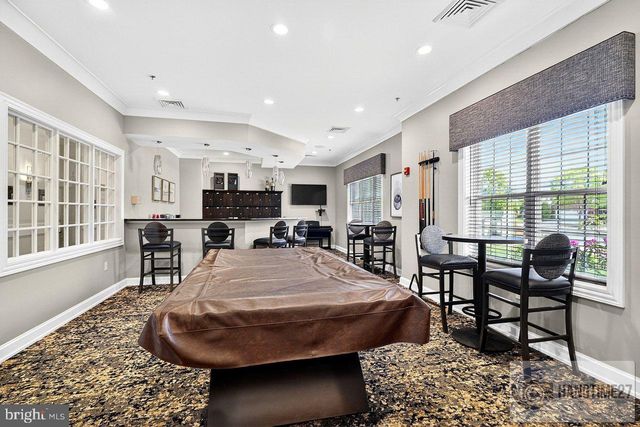 8 TUSCANY DR, Princeton Junction, NJ 08550