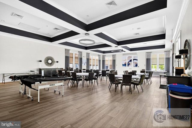 8 TUSCANY DR, Princeton Junction, NJ 08550