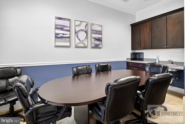 8 TUSCANY DR, Princeton Junction, NJ 08550
