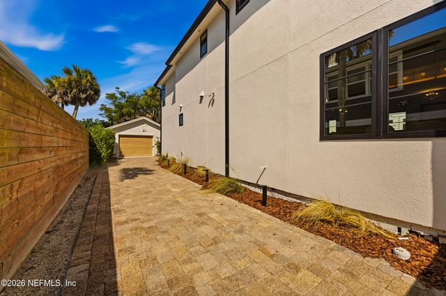 714 2ND Street, Neptune Beach, FL 32266