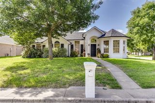 700 Stanford Drive, Waxahachie, TX 75165