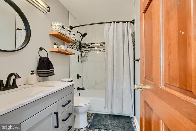 7731 N POINT CREEK RD, Baltimore, MD 21219