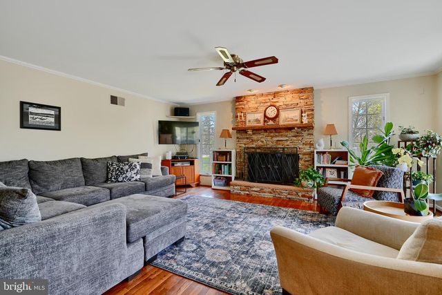 7731 N POINT CREEK RD, Baltimore, MD 21219