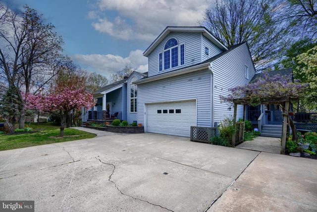 7731 N POINT CREEK RD, Baltimore, MD 21219