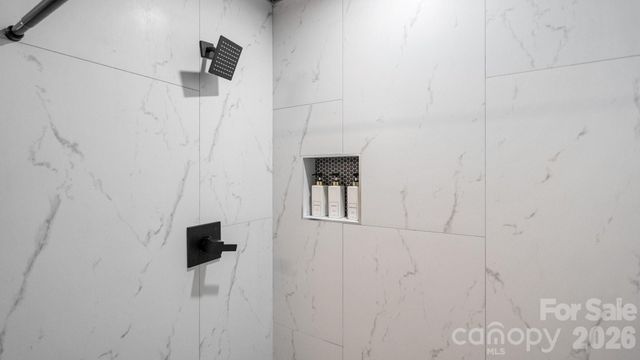 411 Cemetery Street, Charlotte, NC 28216