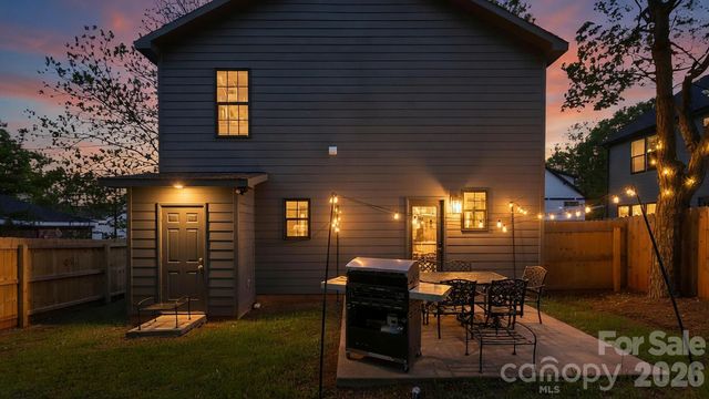 411 Cemetery Street, Charlotte, NC 28216