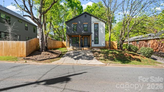411 Cemetery Street, Charlotte, NC 28216