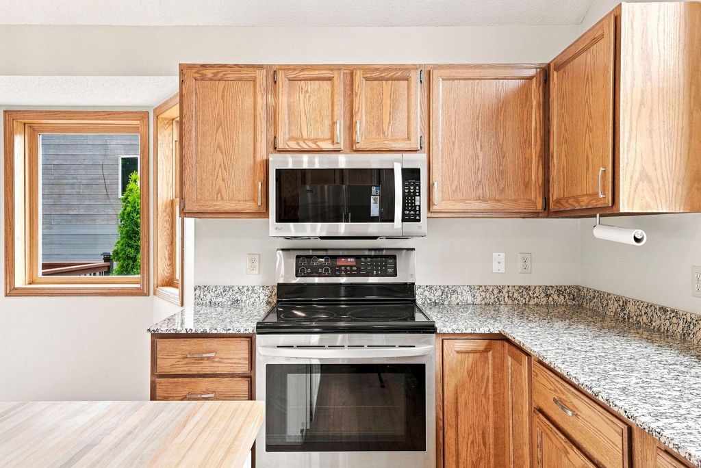 7135 Upper 157th Street W, Apple Valley, MN 55124 — photo 4