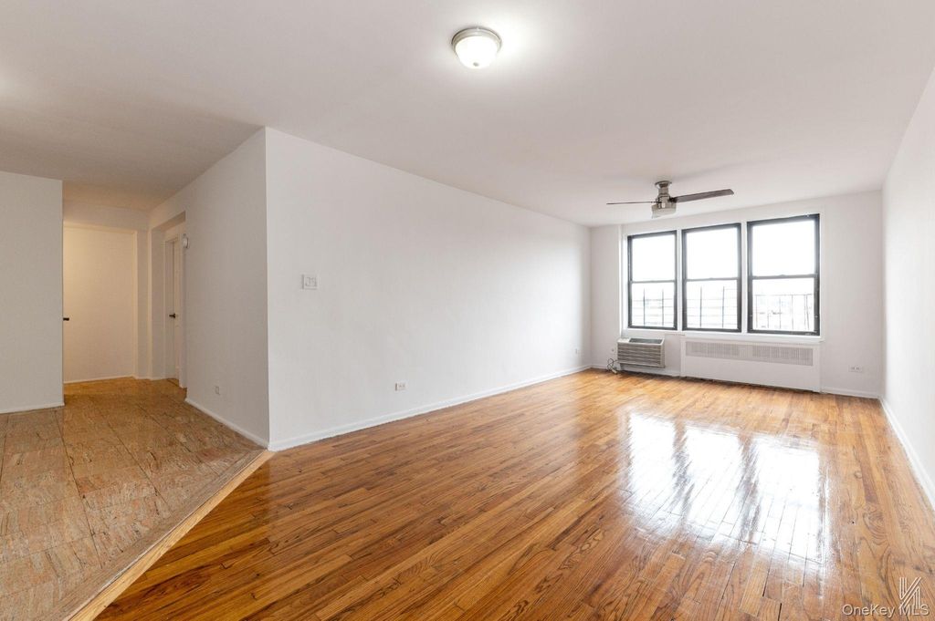 41-42 73rd Street 5B, Woodside, NY 11377 — photo 2