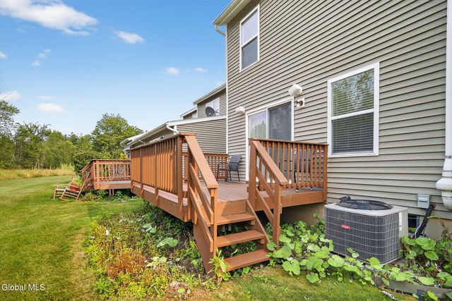 102 Harvard Road, Colonie, NY 12189