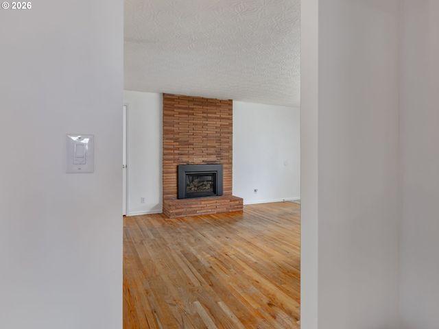 14484 Se PRIMROSE Ave, Milwaukie, OR 97267