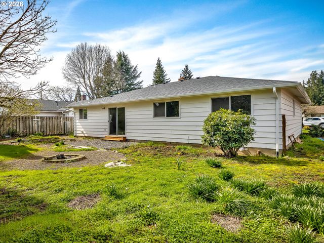 14484 Se PRIMROSE Ave, Milwaukie, OR 97267