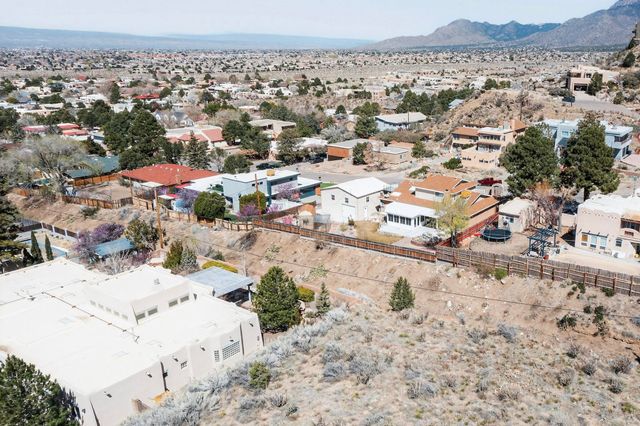 13540 Cedarbrook Avenue NE, Albuquerque, NM 87111