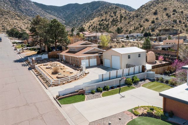 13540 Cedarbrook Avenue NE, Albuquerque, NM 87111