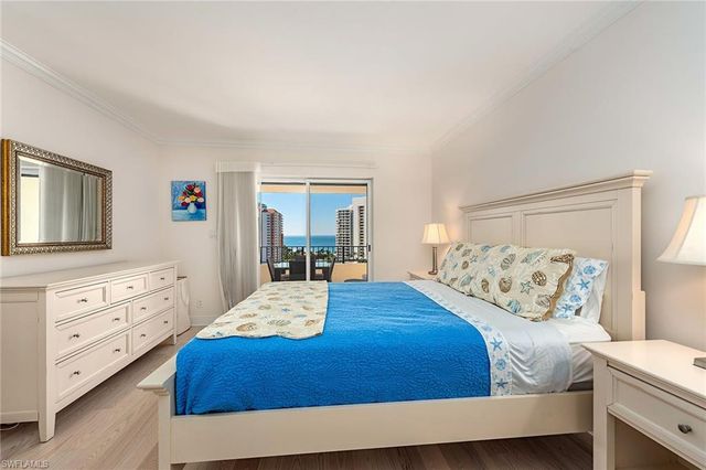 4451 Gulf Shore BLVD N # 1403, Naples, FL 34103