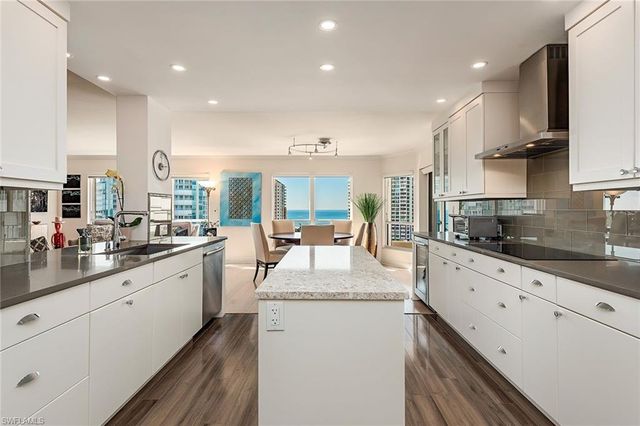 4451 Gulf Shore BLVD N # 1403, Naples, FL 34103