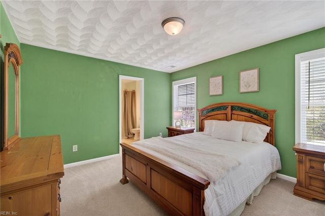 5529 Taylors Walke LN, Virginia Beach, VA 23462