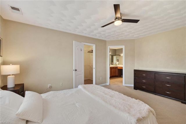 5529 Taylors Walke LN, Virginia Beach, VA 23462