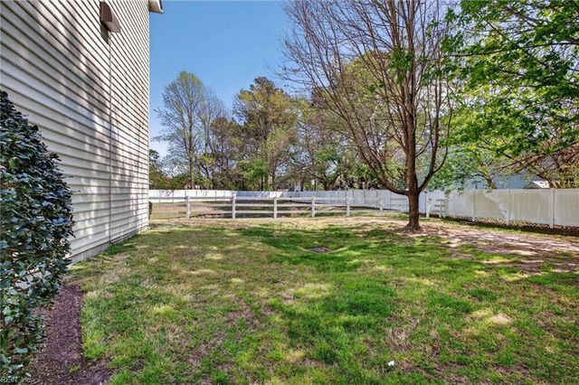 5529 Taylors Walke LN, Virginia Beach, VA 23462