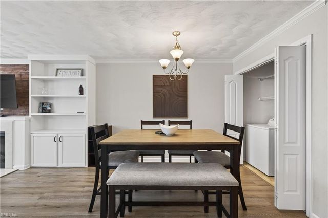 5529 Taylors Walke LN, Virginia Beach, VA 23462