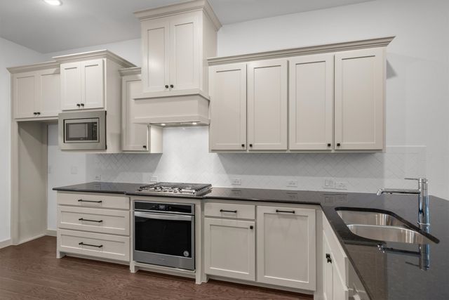 1163 Lake City Avenue, Flower Mound, TX 75028
