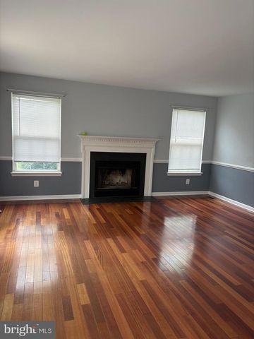 8061 STATION RD, Manassas, VA 20111