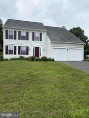 8061 STATION RD, Manassas, VA 20111