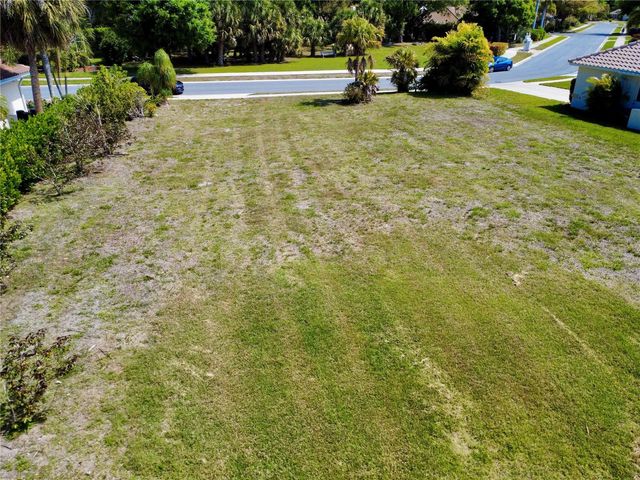 565 PARK ESTATES SQUARE, Venice, FL 34293