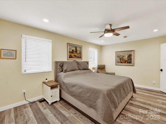 21200 Rio Oro Drive, Cornelius, NC 28031