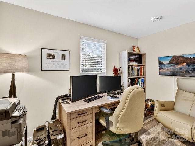 21200 Rio Oro Drive, Cornelius, NC 28031