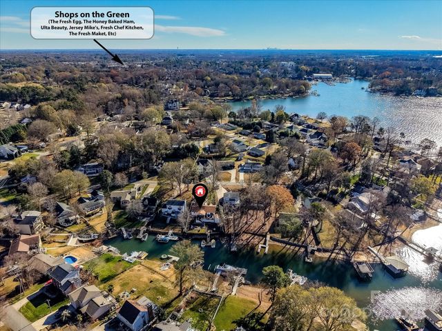 21200 Rio Oro Drive, Cornelius, NC 28031