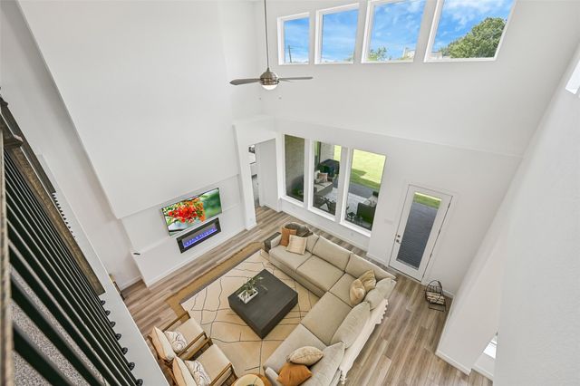 1424 River Point Drive, Friendswood, TX 77546