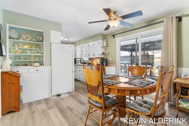 3010 104th Avenue, Zeeland, MI 49464