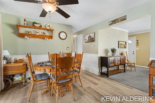 3010 104th Avenue, Zeeland, MI 49464