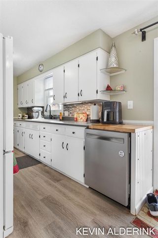 3010 104th Avenue, Zeeland, MI 49464