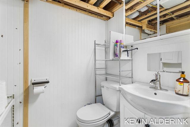 3010 104th Avenue, Zeeland, MI 49464