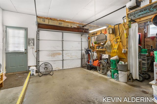 3010 104th Avenue, Zeeland, MI 49464