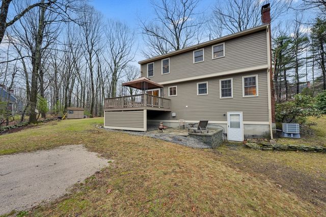 32 Sibley Rd, Sutton, MA 01590