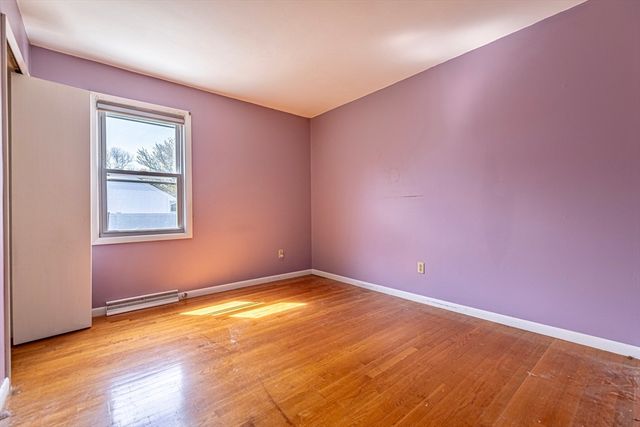 82 Cottonwood Rd, New Bedford, MA 02745