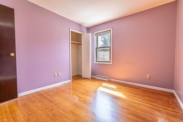 82 Cottonwood Rd, New Bedford, MA 02745