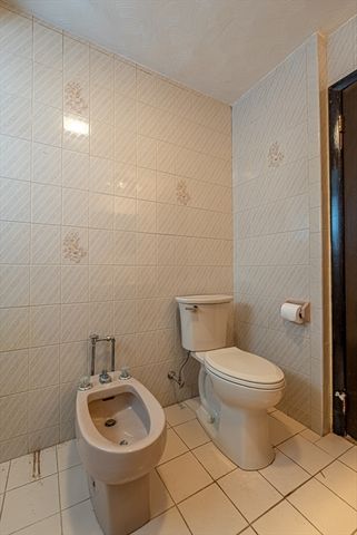 82 Cottonwood Rd, New Bedford, MA 02745