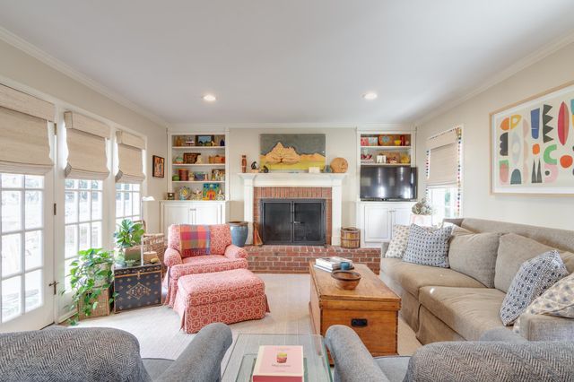 418 WOODMERE DR, Memphis, TN 38117