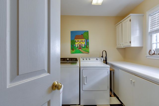 418 WOODMERE DR, Memphis, TN 38117