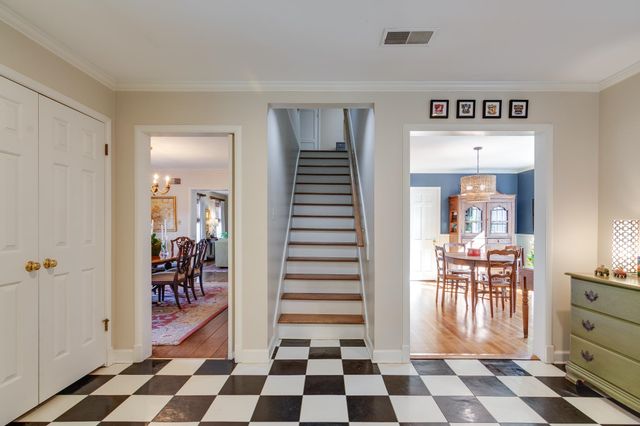 418 WOODMERE DR, Memphis, TN 38117